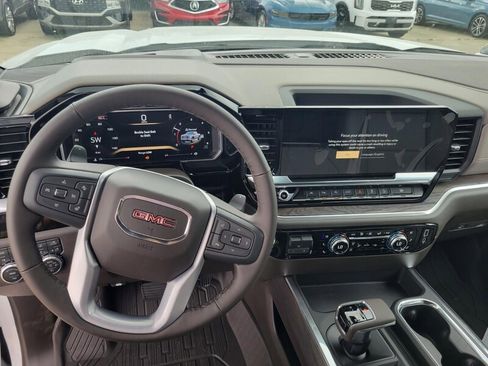 New 2026 GMC Sierra 1500 SLT w/ SLT Premium Plus Package AWD/4WD image 9