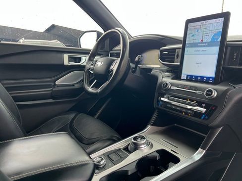 Used 2020 Ford Explorer ST w/ ST Street Pack image 35