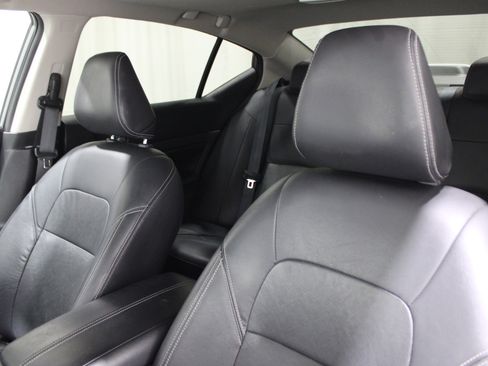 Used 2023 Nissan Altima 2.5 SL image 5