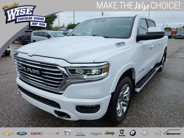 Used 2023 RAM 1500 Limited w/ Body-Colour Bumper Group AWD/4WD image 7