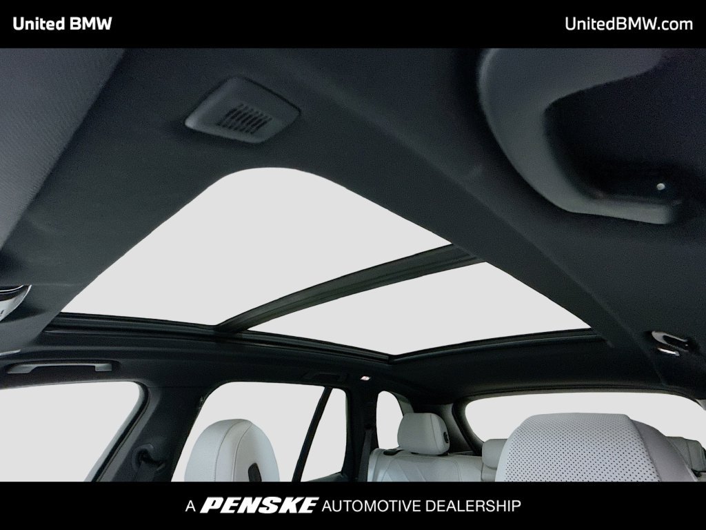 Used 2024 BMW X5 sDrive40i w/ Premium Package RWD image 19