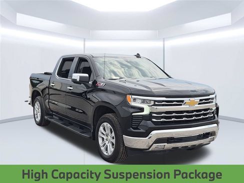 Used 2022 Chevrolet Silverado 1500 LTZ AWD/4WD image 11