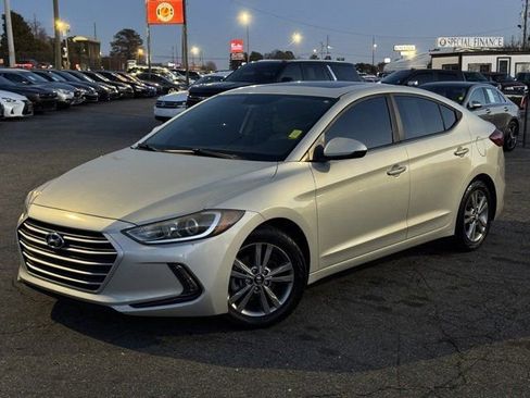 Used 2018 Hyundai Elantra Value Edition image 3