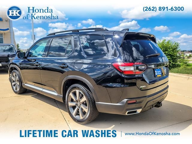 Used 2023 Honda Pilot Elite image 7