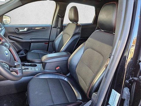 Used 2025 Ford Escape ST-Line image 16