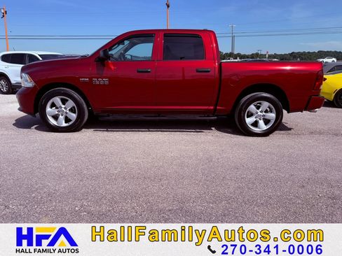 Used 2014 RAM 1500 Express RWD image 2