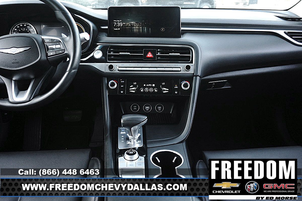 Used 2025 Genesis G70 2.5T RWD image 15