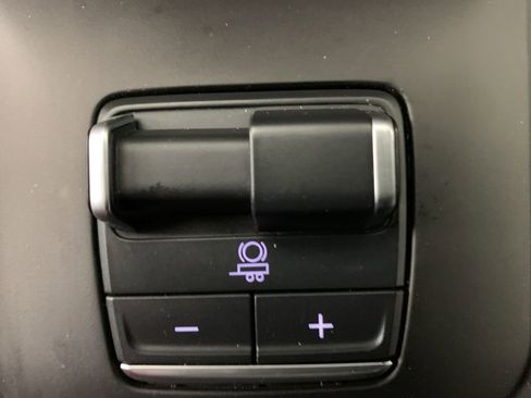 Used 2022 GMC Sierra 1500 AT4 w/ AT4 Preferred Package image 29