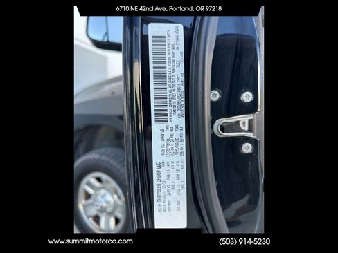 Used 2014 RAM 2500 Tradesman w/ Chrome Appearance Group AWD/4WD image 29