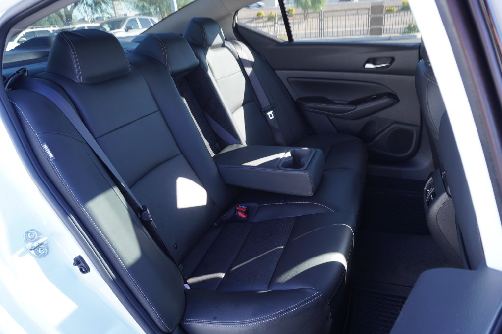 Certified 2025 Nissan Altima 2.5 SL FWD image 9