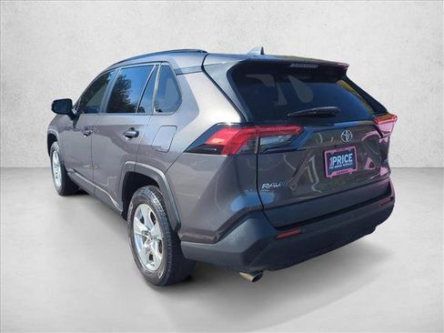 Used 2019 Toyota RAV4 XLE image 8