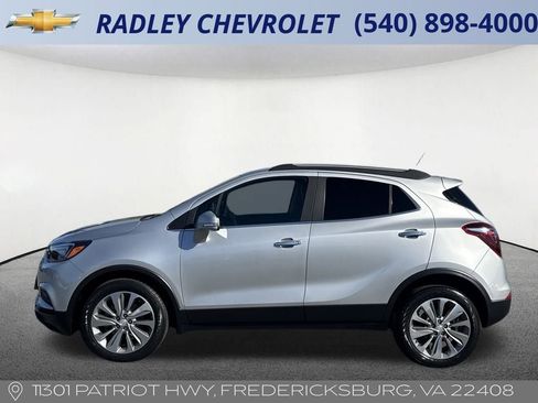 Used 2019 Buick Encore Preferred image 2