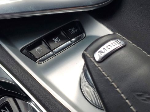 Used 2021 Chevrolet Corvette Stingray Preferred Cpe w/ Z51 Performance Package RWD image 27
