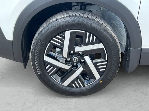 New 2027 Nissan Kicks SV FWD image 24