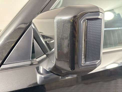 Used 2024 Lexus GX 550 w/ Accessory Package (2T) AWD/4WD image 20