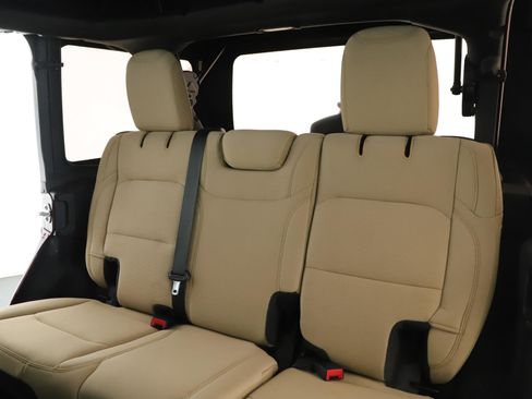 Used 2021 Jeep Wrangler Unlimited Sport image 5