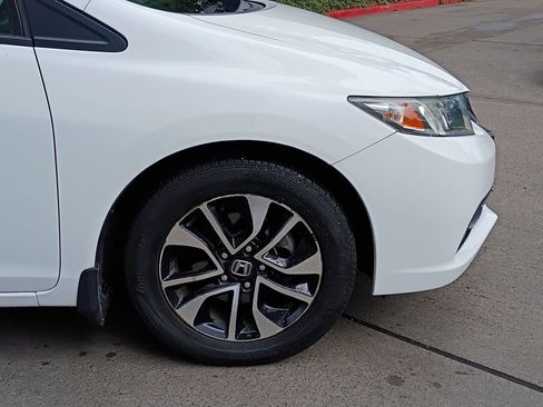 Used 2015 Honda Civic EX image 2