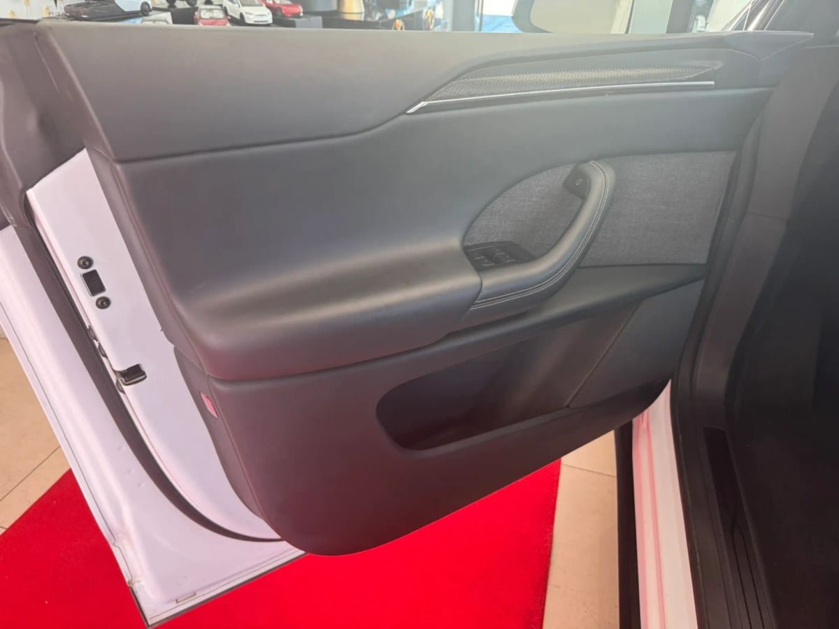 Used 2022 Tesla Model X AWD/4WD image 51