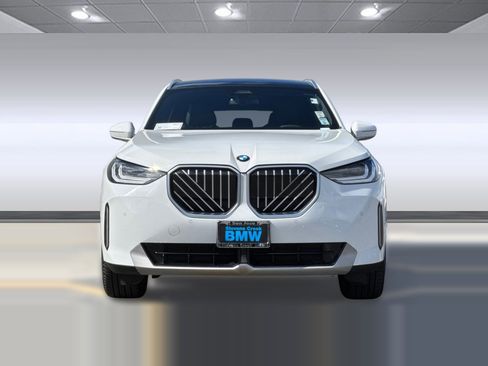 Used 2025 BMW X3 xDrive30i w/ Convenience Package AWD/4WD image 6