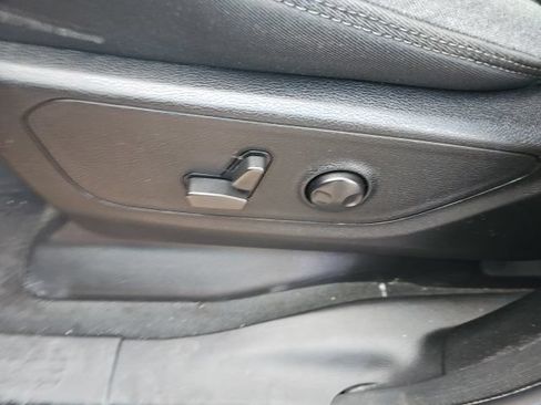 Used 2022 RAM 1500 Big Horn AWD/4WD image 16