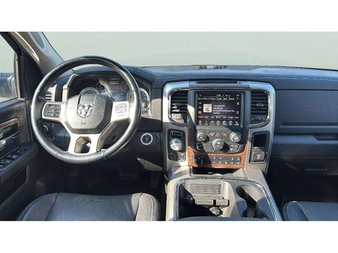 Used 2017 RAM 1500 Laramie w/ Convenience Group AWD/4WD image 13
