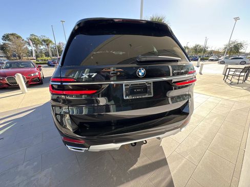 New 2026 BMW X7 xDrive40i w/ Premium Package image 4