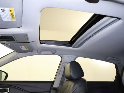 Used 2024 Acura Integra image 41