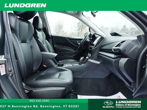 Used 2020 Subaru Forester Limited image 9