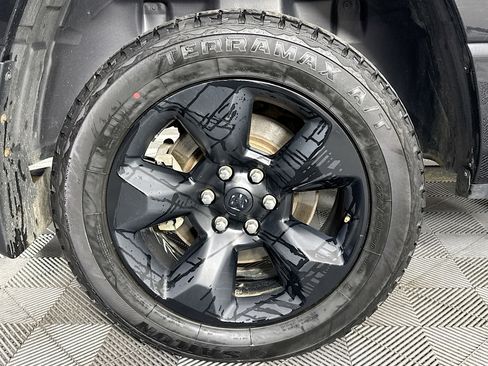 Used 2019 RAM 1500 Sport w/ Level 2 Equipment Group image 32