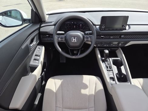 Used 2024 Honda Accord EX image 26