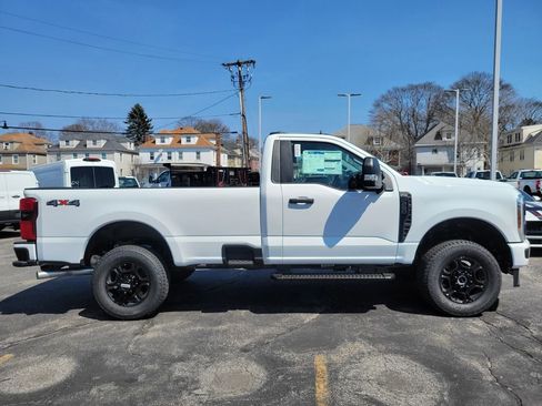New 2026 Ford F250 4x4 Regular Cab Super Duty image 6