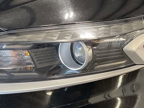 Used 2023 Kia Forte LXS image 8