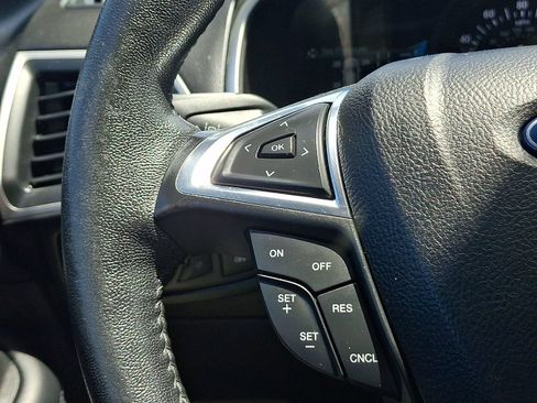 Used 2021 Ford Edge SEL w/ Convenience Package AWD/4WD image 21