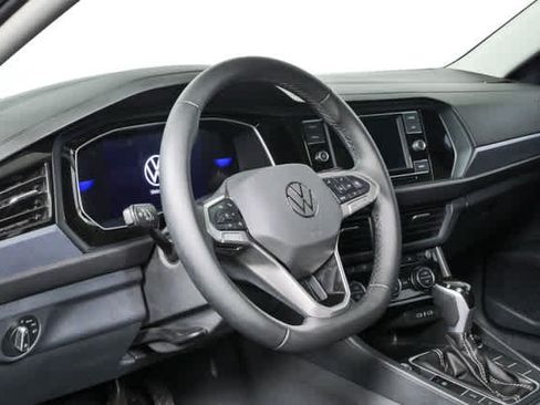 Used 2024 Volkswagen Jetta SE w/ Panoramic Sunroof Package FWD image 11