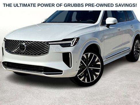 New 2026 Volvo XC90 B5 Plus w/ Protection Package AWD/4WD image 2