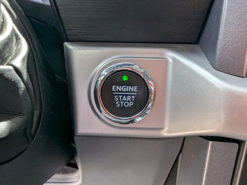 Used 2022 Ford F150 XLT w/ Equipment Group 302A High AWD/4WD image 18