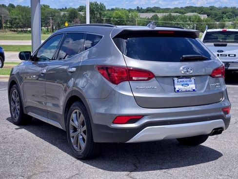 Used 2017 Hyundai Santa Fe Sport w/ Cargo Package FWD image 5