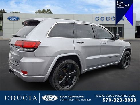 Used 2015 Jeep Grand Cherokee Altitude image 4