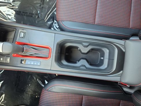 New 2026 Nissan Kicks SR w/ Cold Weather Package FWD image 25