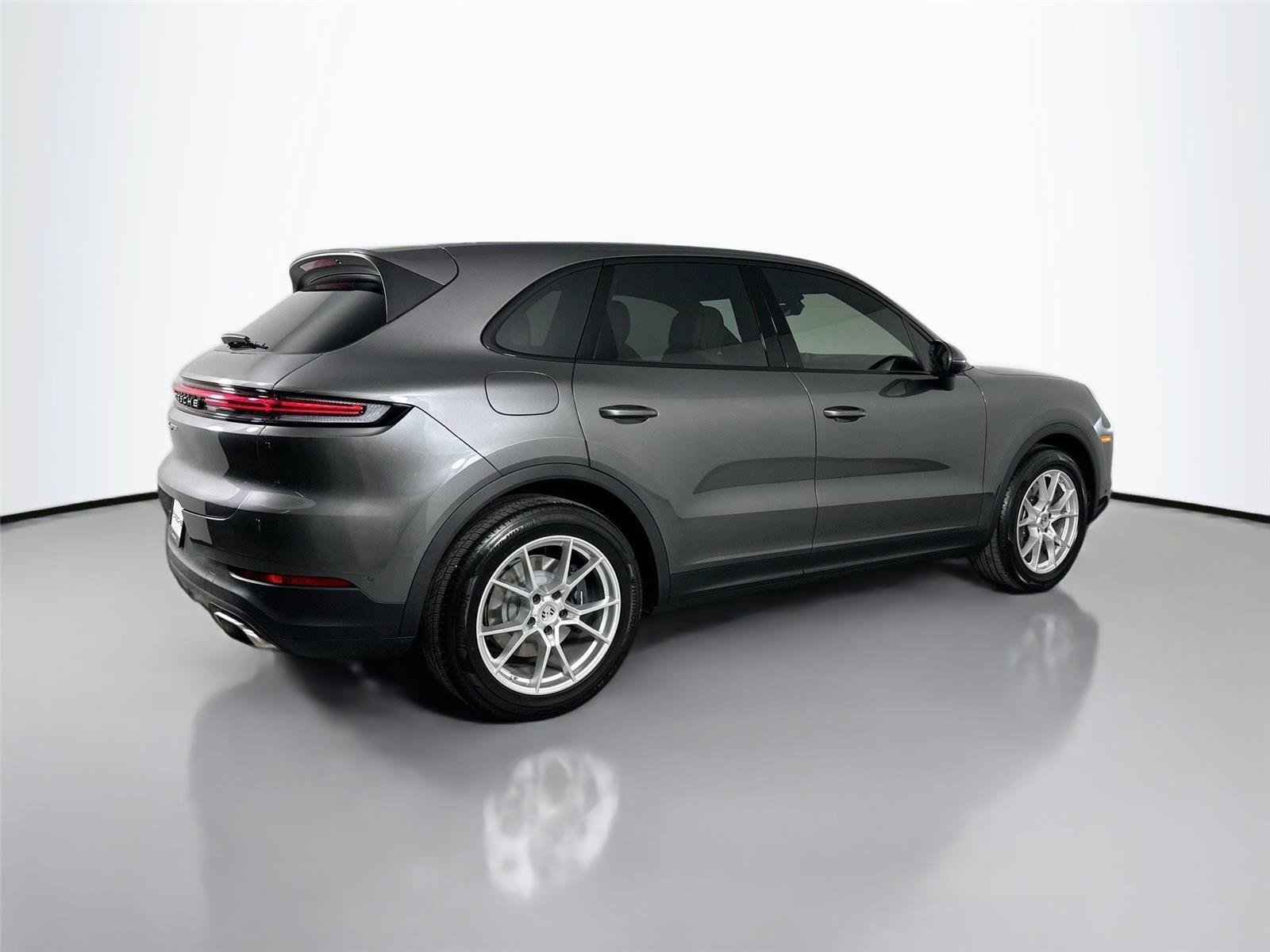 Certified 2026 Porsche Cayenne AWD/4WD image 7