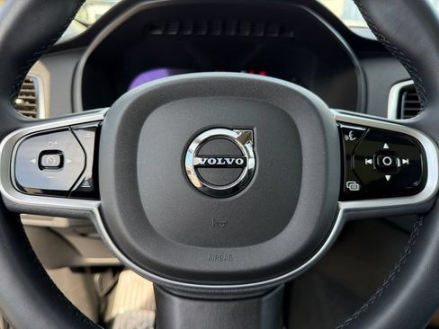Used 2023 Volvo XC90 B6 Plus w/ Protection Package Premier AWD/4WD image 21