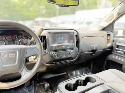 Used 2016 GMC Sierra 3500 4x4 Crew Cab w/ Sierra Convenience Package image 18