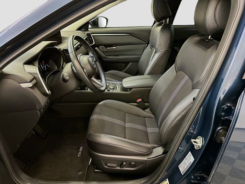 Used 2025 MAZDA CX-50 AWD 2.5 S w/ Premium Package image 13