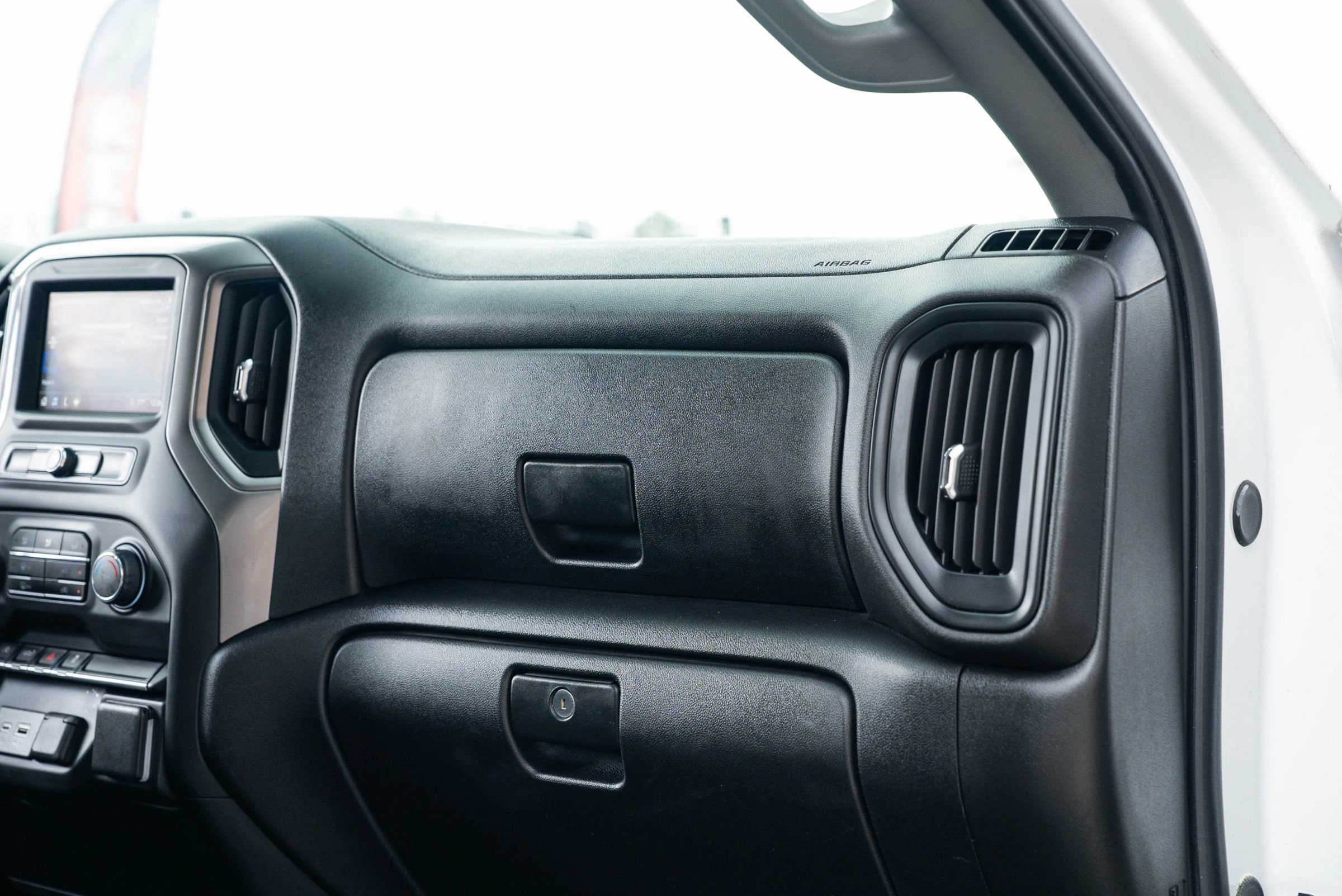 Used 2024 Chevrolet Silverado 1500 Custom w/ LPO, Dark Essentials Package AWD/4WD image 15