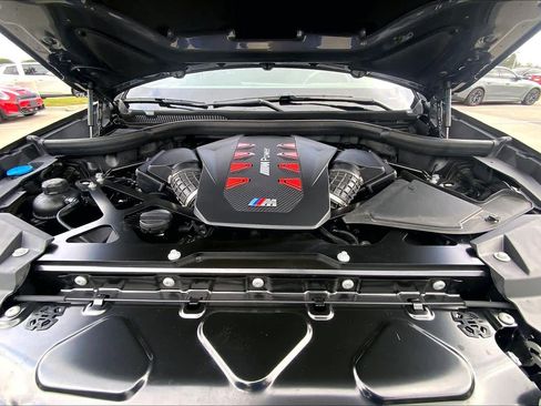 Used 2025 BMW X6 M Competition w/ Executive Package image 31