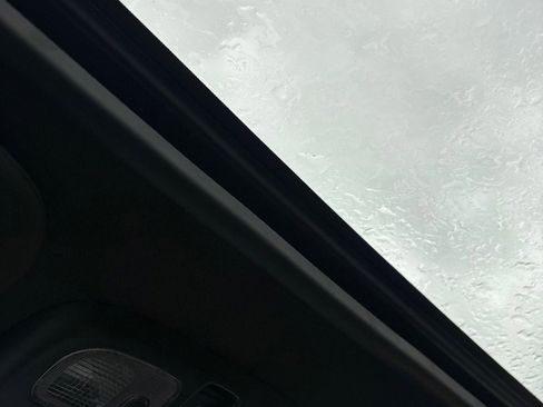 Used 2011 Ford Escape XLT w/ 201A Rapid Spec Order Code image 16