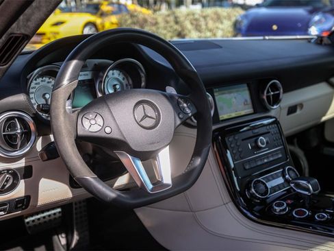Used 2012 Mercedes-Benz SLS AMG Coupe image 39
