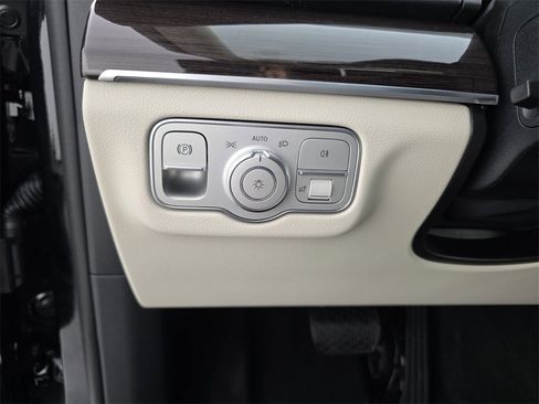 New 2026 Mercedes-Benz GLE 450 4MATIC image 19