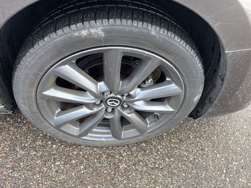 Used 2023 MAZDA MAZDA3 s image 12