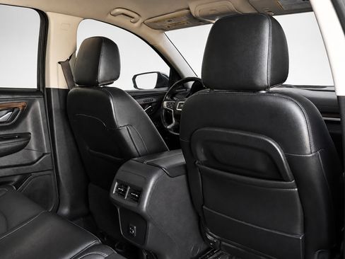 Used 2019 GMC Terrain Denali w/ Advanced Safety Package FWD image 15